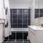Pool And Balcony פורטימאו